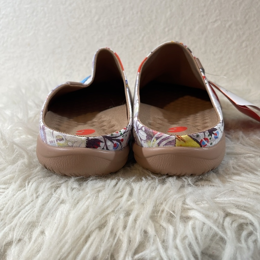 UIN CHEER UP SLIPPER Cat Print Colorful Lightweight Slip On Size 9.5 NEW - Picture 6 of 16